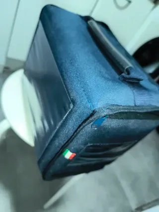 Nevera portátil isotérmica UN 3373