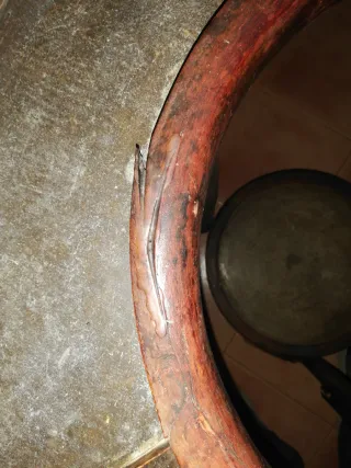 Lavamanos antiguo de madera.