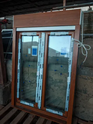 Ventana Rehau bicolor 108x159