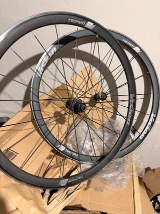 Ruedas Vision Team 35