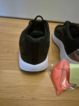 Scarpe da ginnastica donna AOV Arch 38 nere