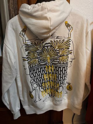 Sudadera blanca con estampado de diablo