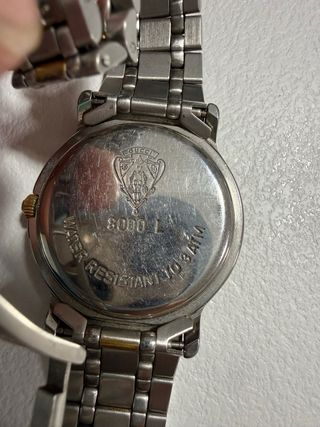 Reloj Gucci 8000L