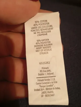 Chaqueta con capucha