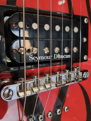 Guitarra Washburn Roja Eléctrica