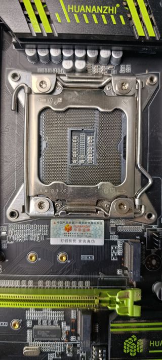 Placa Base HUANANZHI X79 LGA2011