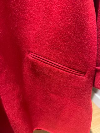 Abrigo Rojo Zara Talla M