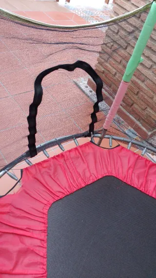 Cama elástica infantil con red de seguridad