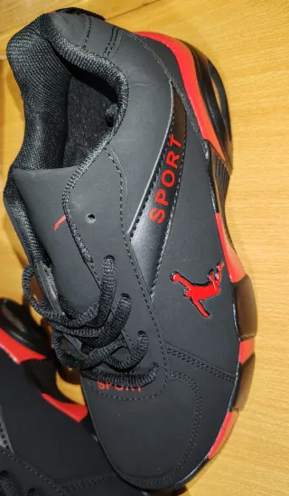 Zapatillas deportivas con cámara de aire – NUEVAS