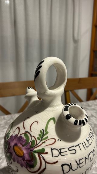 Botijo Cerámica Destilerías Duende S.A.