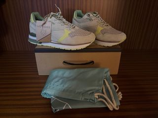 Tenis Merohe Beige y Verde Nuevos