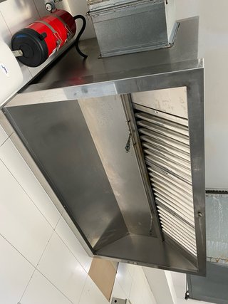 CAMPANA COCINA CON MOTOR DE EXTRACCION