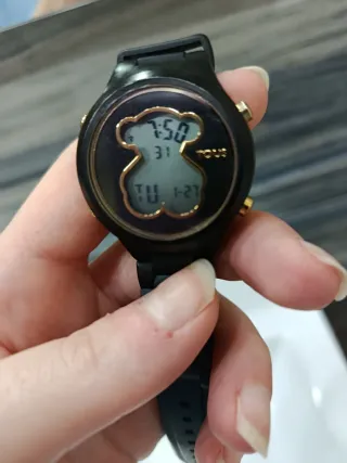 Reloj Tous Negro y Dorado