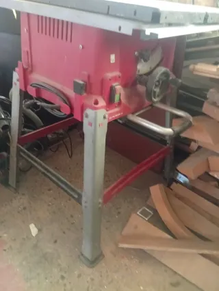 Mesa sierra circular Einhell TC-TS 2025 U