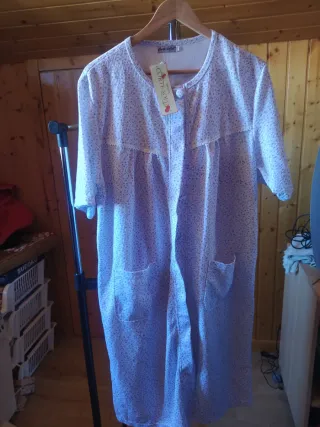 Bata Verano Señora Talla Única Sin Estrenar