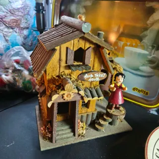 Casa Heidi Souvenir Antigua de madera para colgar