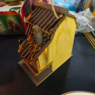 Casa Heidi Souvenir Antigua de madera para colgar