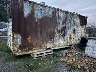 Contenedor metálico industrial