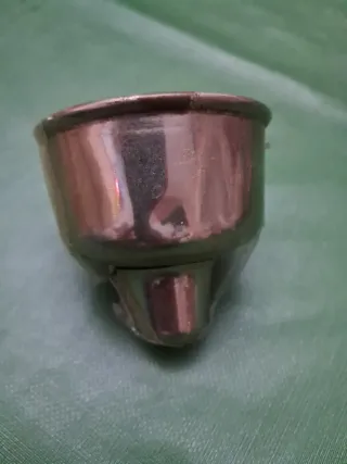 Lámpara de aceite antigua