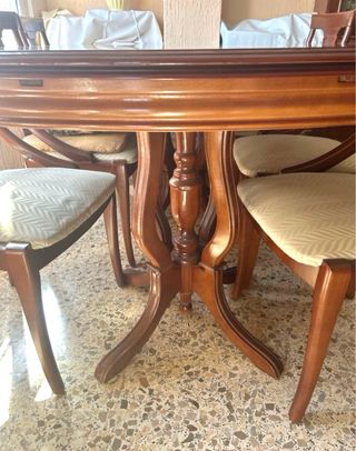 Mesa extensible comedor y 6 sillas