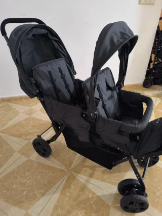 Carro gemelar negro, negociable