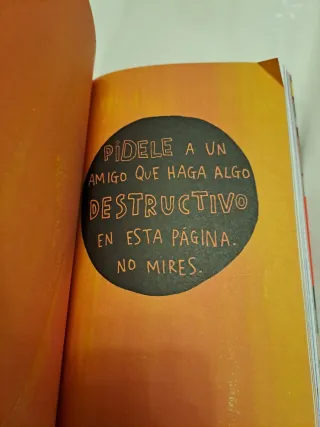 Destroza este Diario. Libro diario creativo