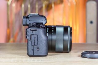 Canon EOS M50 Mark II + EF-M 18-55mm IS STM