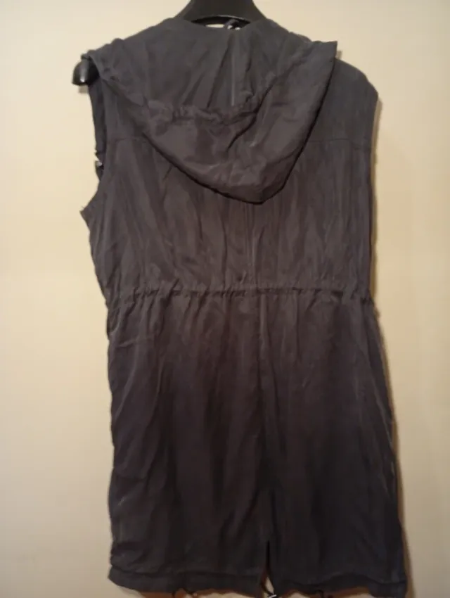 Chalecos largos  negro y gris con capucha