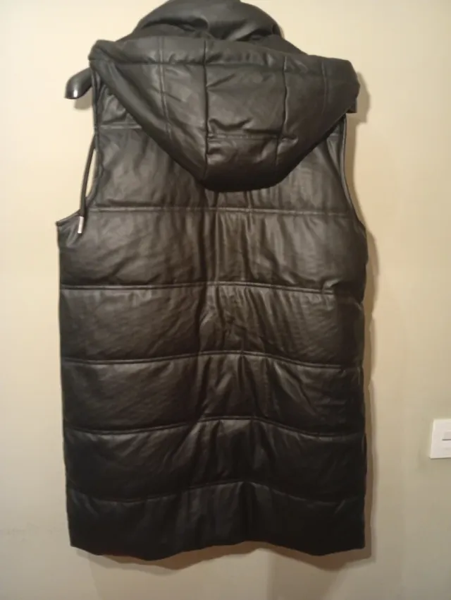 Chalecos largos  negro y gris con capucha