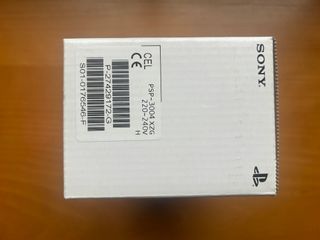 Consola PSP 3004 Precintada