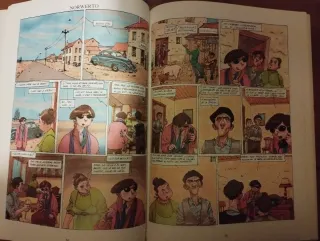 Album comic humor critico