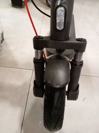 Patinete Eléctrico Gris