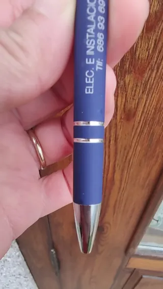 BOLIGRAFO CON TINTA NEGRA Y TACTIL