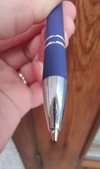 BOLIGRAFO CON TINTA NEGRA Y TACTIL