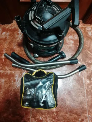 Aspiradora Filter Queen con accesorios
