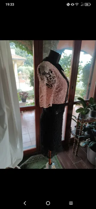 Abito pizzo rosa e nero