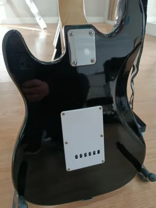 Guitarra Eléctrica Daytona Sunburst