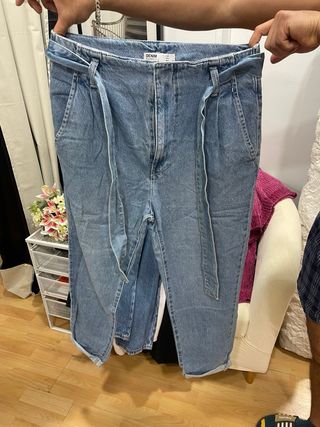 Pantalones Zara y STRADIVARIUS