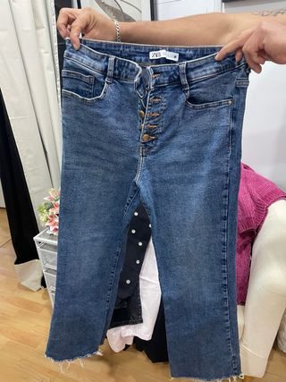 Pantalones Zara y STRADIVARIUS