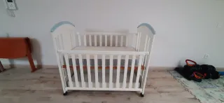 Cuna Micuna blanca con cajón