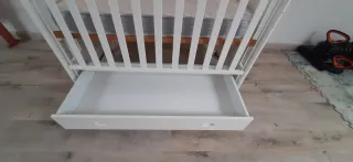 Cuna Micuna blanca con cajón