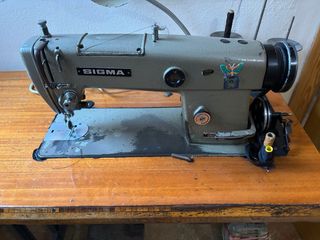 Máquina de coser Sigma industrial