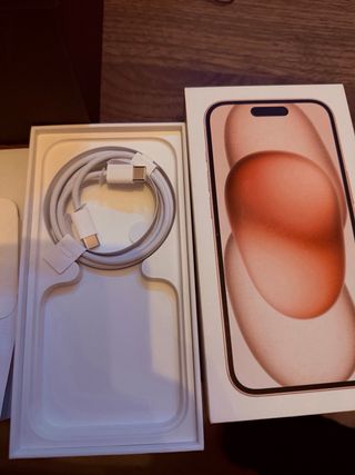 iPhone 15 128GB color rosa. Referencia MTP13QL/A.