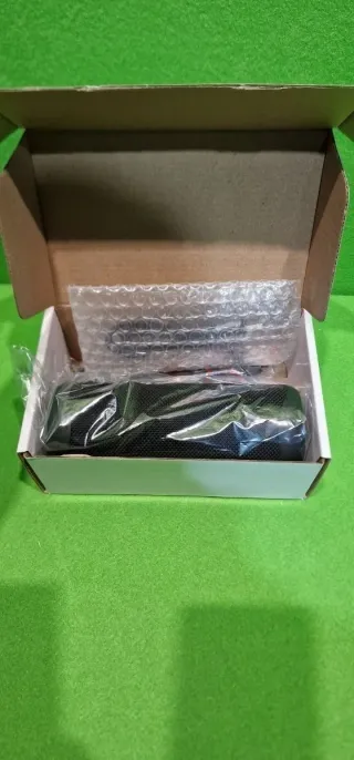 Sharp Altavoz Bluetooth portátil 00060.C