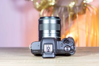 Canon EOS M50 + Obiettivo EF-M 18-55mm IS STM