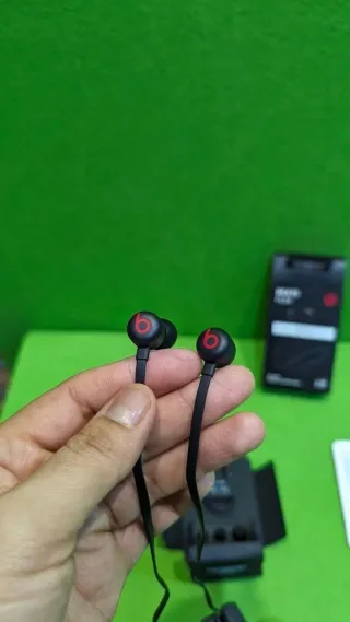 Beats Auriculares inalámbricos Flex 00211J