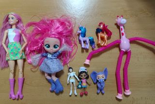 Lote de juguetes , muñecas barbie para niñas