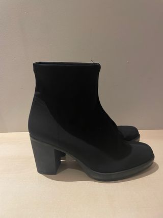Botines negros de tacón ancho