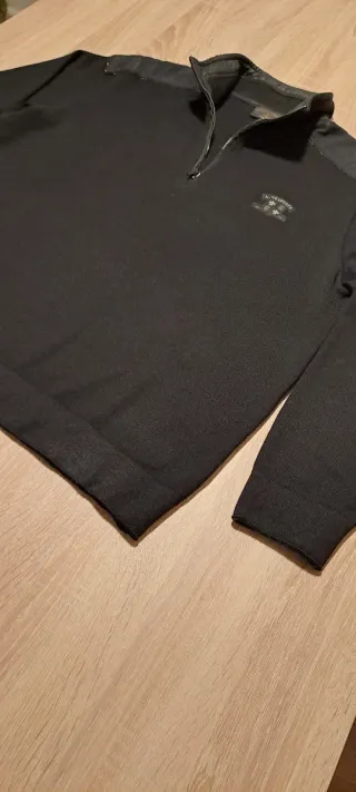 Sudadera Negra Media Cremallera Cuello Alto