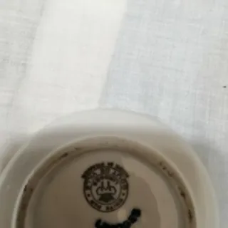 Platito Limoges azul con escena romántica